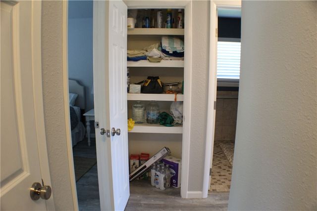 4 Tilbury Lane, Bella Vista, AR 72715