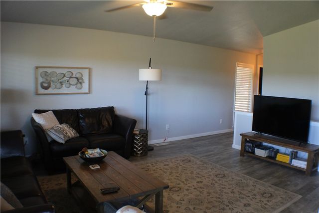 4 Tilbury Lane, Bella Vista, AR 72715