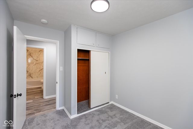 55 N Devon Avenue, Indianapolis, IN 46219