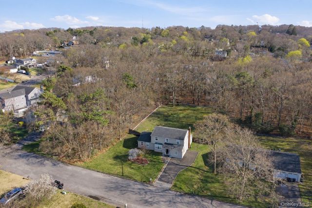 4 Howard Street, Selden, NY 11784