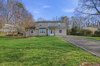4 Howard Street, Selden, NY 11784