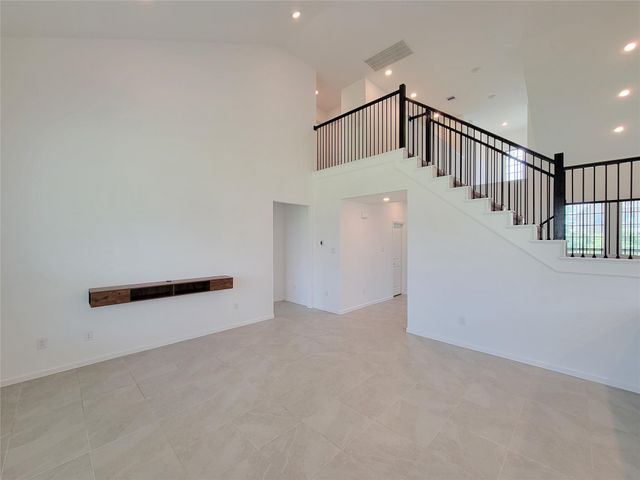9422 Vista Falls Trace, Houston, TX 77365