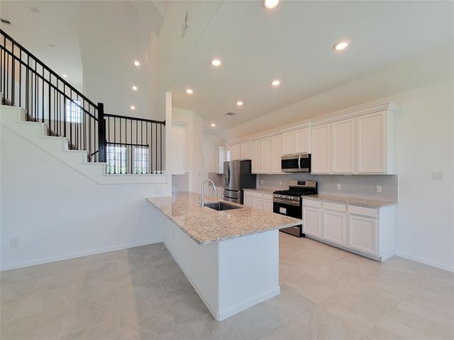 9422 Vista Falls Trace, Houston, TX 77365