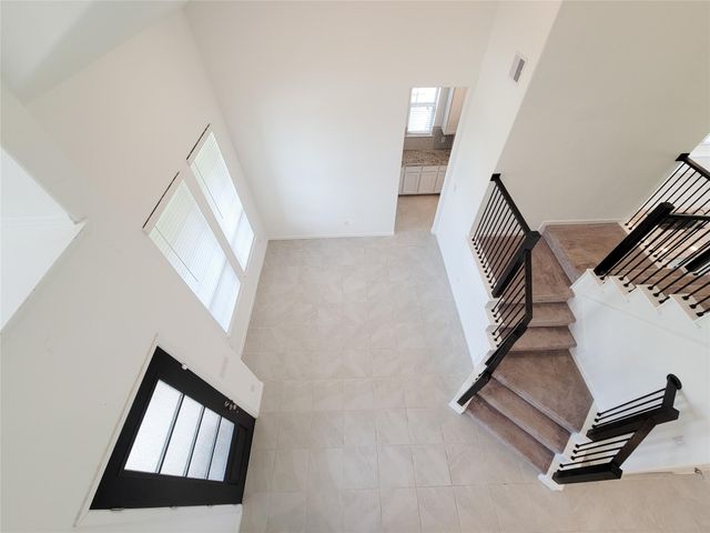 9422 Vista Falls Trace, Houston, TX 77365
