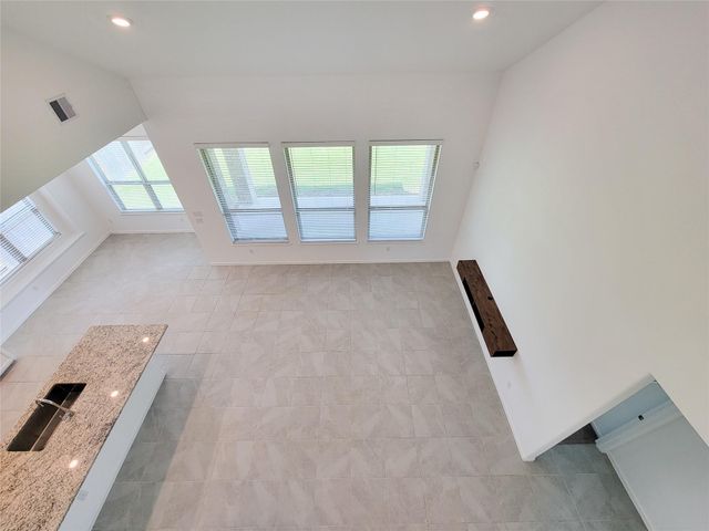 9422 Vista Falls Trace, Houston, TX 77365