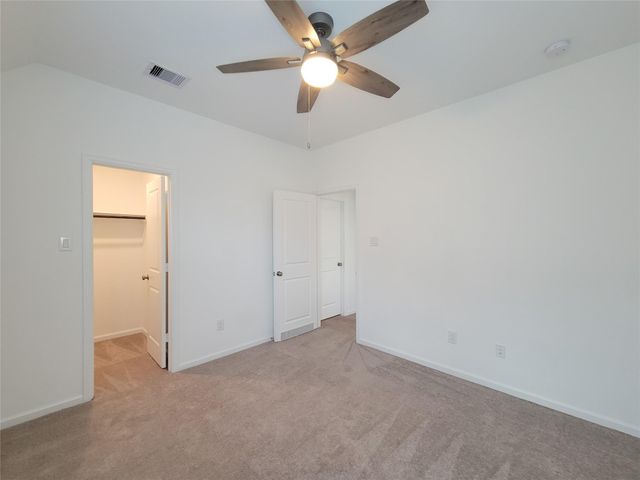 9422 Vista Falls Trace, Houston, TX 77365