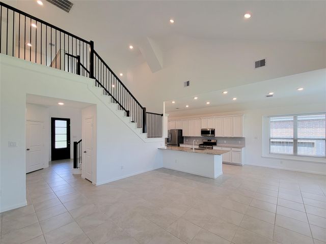 9422 Vista Falls Trace, Houston, TX 77365