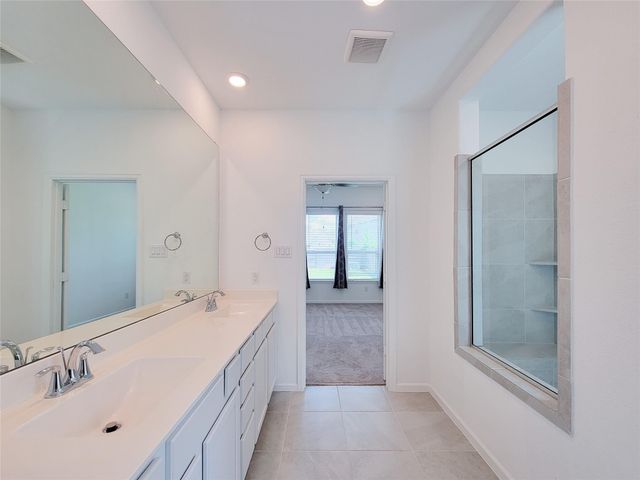 9422 Vista Falls Trace, Houston, TX 77365