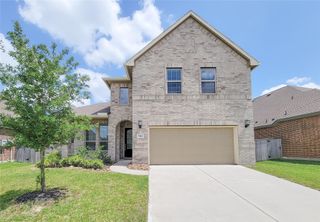 9422 Vista Falls Trace, Houston, TX 77365