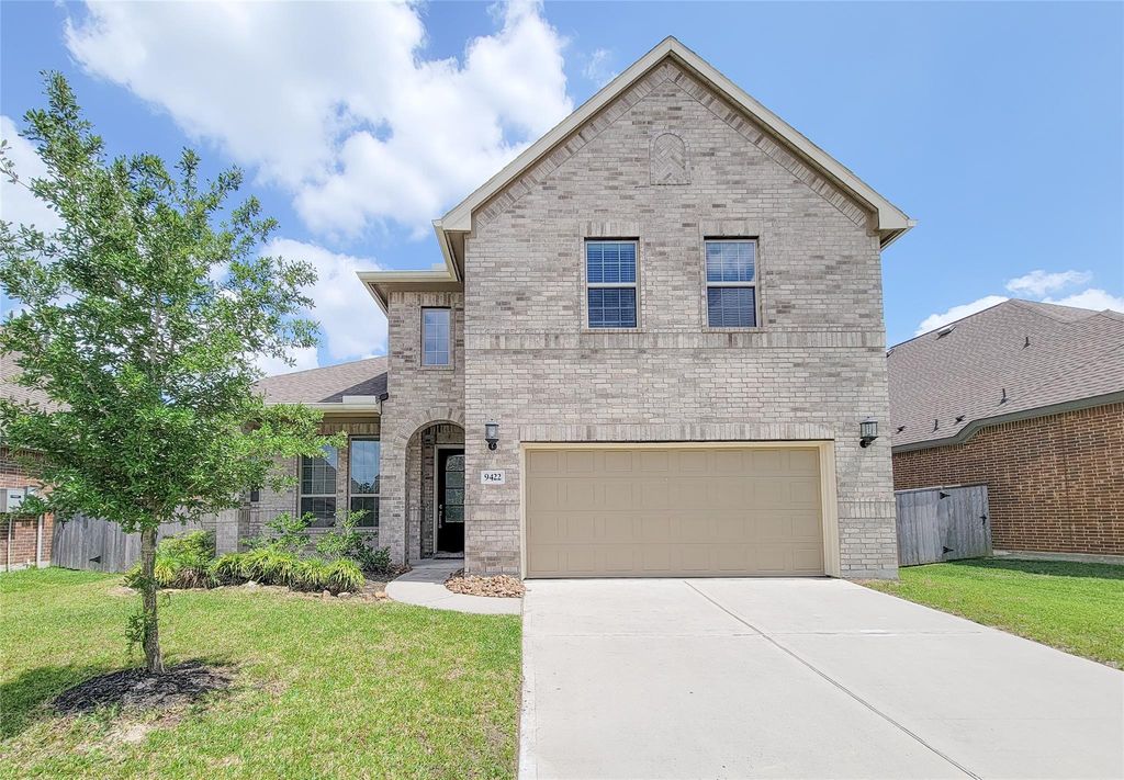 9422 Vista Falls Trace, Houston, TX 77365