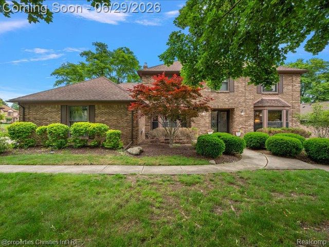 38696 Wakefield Court, Northville, MI 48167