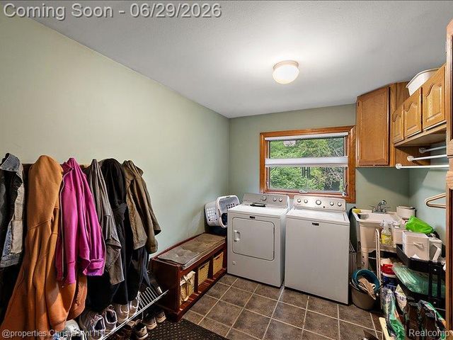 38696 Wakefield Court, Northville, MI 48167