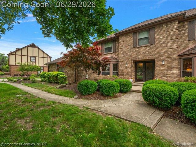 38696 Wakefield Court, Northville, MI 48167