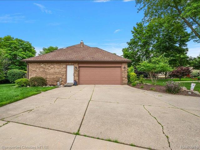 38696 Wakefield Court, Northville, MI 48167
