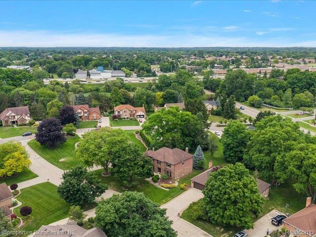 38696 Wakefield Court, Northville, MI 48167