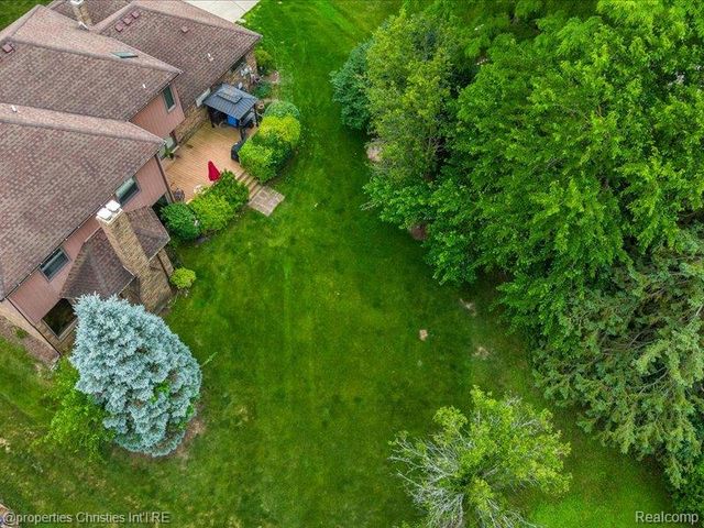38696 Wakefield Court, Northville, MI 48167