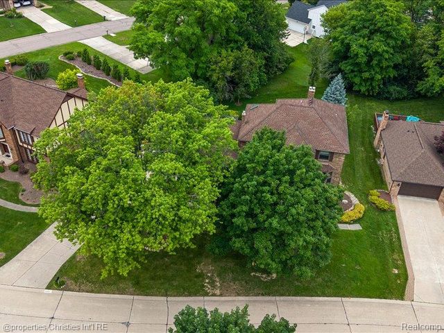38696 Wakefield Court, Northville, MI 48167