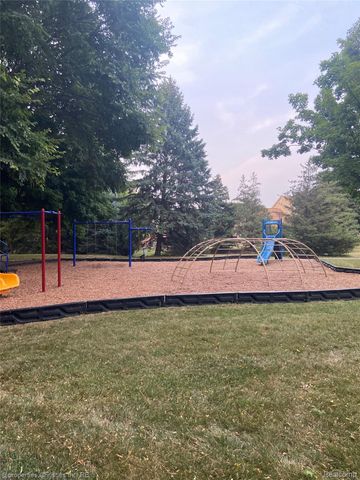 38696 Wakefield Court, Northville, MI 48167