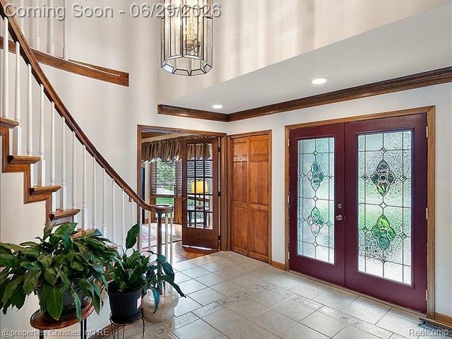 38696 Wakefield Court, Northville, MI 48167
