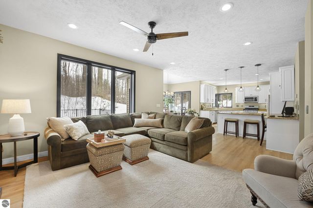 3378 Silver Farms Lane, Traverse City, MI 49684