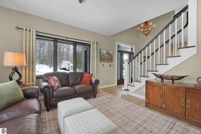 3378 Silver Farms Lane, Traverse City, MI 49684