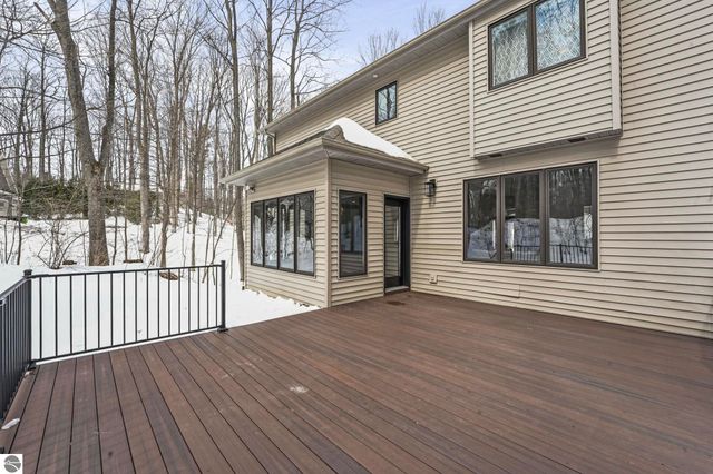 3378 Silver Farms Lane, Traverse City, MI 49684