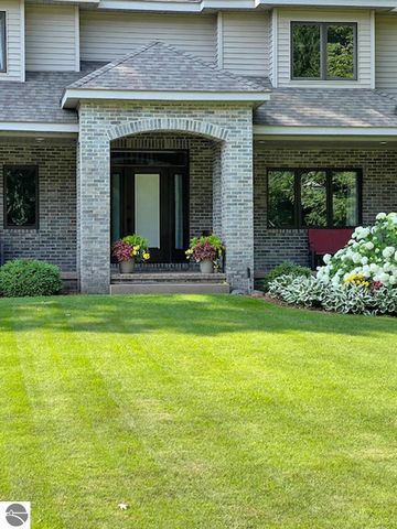 3378 Silver Farms Lane, Traverse City, MI 49684