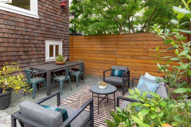 1331 Excelsior Ave, Oakland, CA 94602