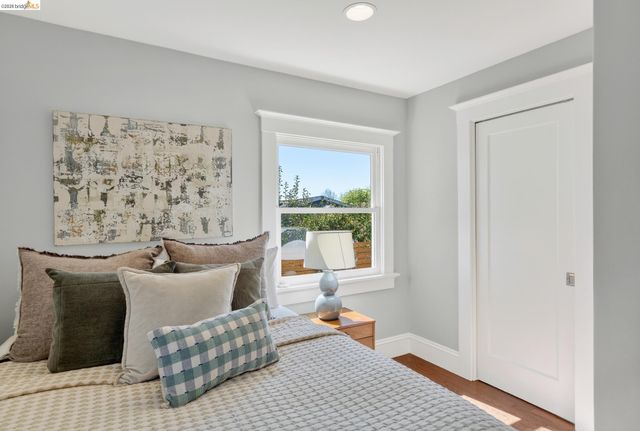 1331 Excelsior Ave, Oakland, CA 94602