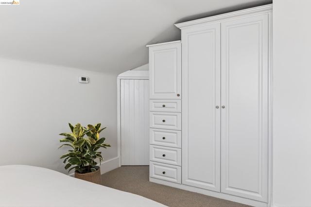 1331 Excelsior Ave, Oakland, CA 94602