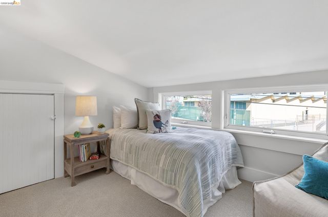 1331 Excelsior Ave, Oakland, CA 94602