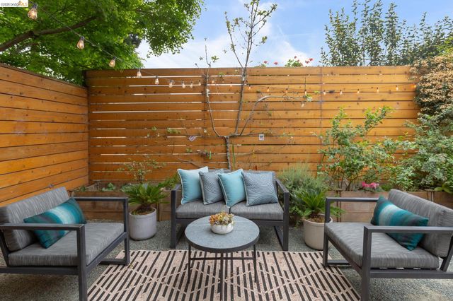 1331 Excelsior Ave, Oakland, CA 94602