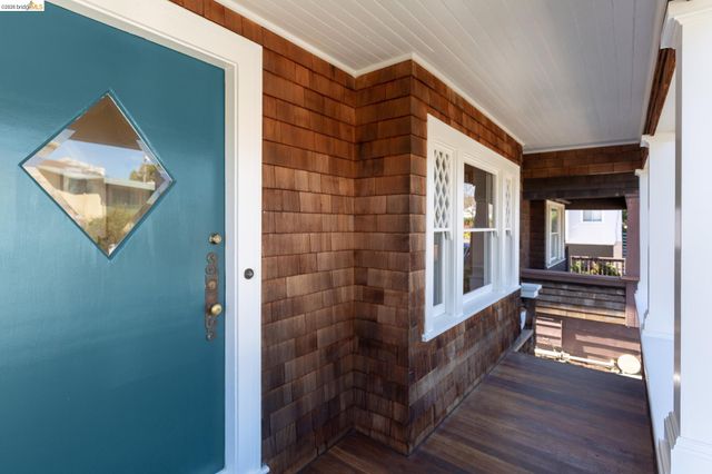 1331 Excelsior Ave, Oakland, CA 94602