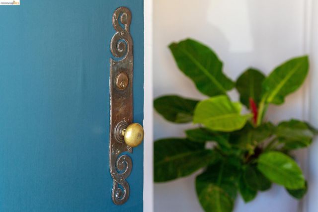 1331 Excelsior Ave, Oakland, CA 94602