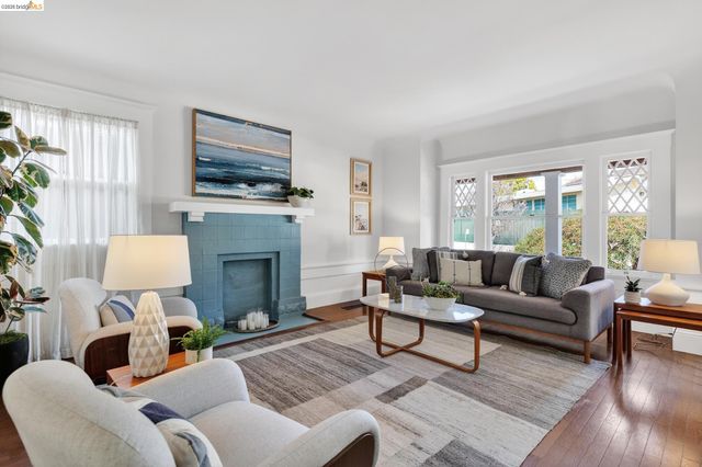 1331 Excelsior Ave, Oakland, CA 94602