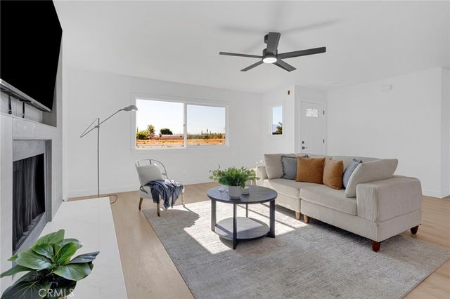12810 Navajo, Apple Valley, CA 92308