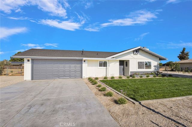 12810 Navajo, Apple Valley, CA 92308