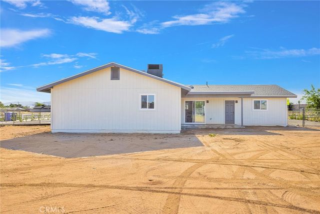 12810 Navajo, Apple Valley, CA 92308