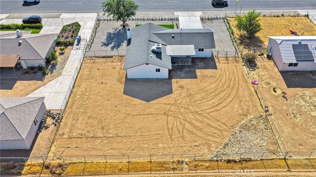 12810 Navajo, Apple Valley, CA 92308