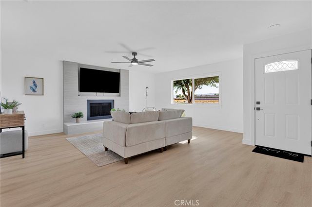 12810 Navajo, Apple Valley, CA 92308