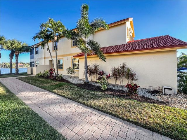 16285 Coco Hammock WAY # 101, Fort Myers, FL 33908