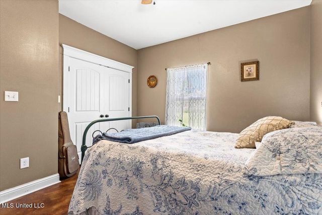 17424 Rayford Shumock Road, Moss Point, MS 39562