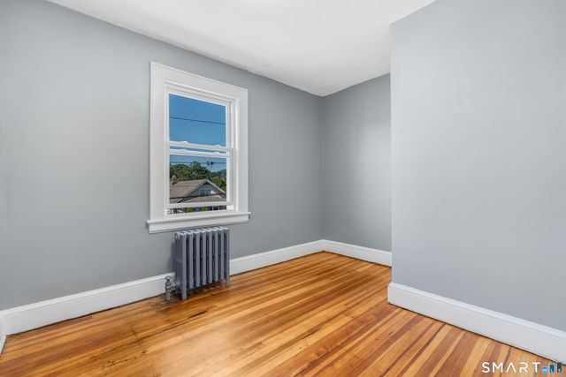 54 Fleet Street, Bridgeport, CT 06606