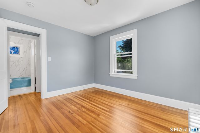 54 Fleet Street, Bridgeport, CT 06606