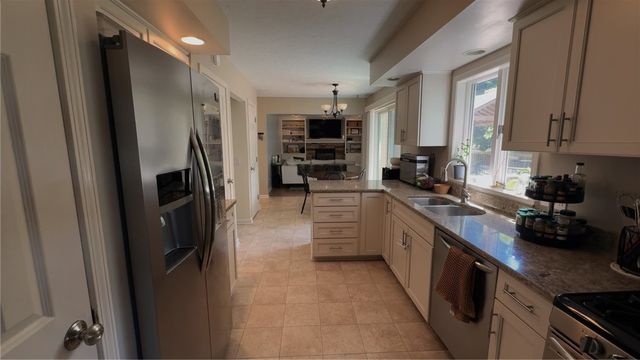 1427 Fieldcrest Drive, Webster, NY 14580