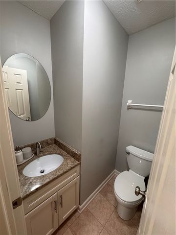1427 Fieldcrest Drive, Webster, NY 14580