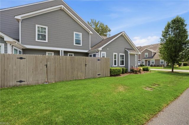 941 Vineyard Pl Unit B, Suffolk, VA 23435