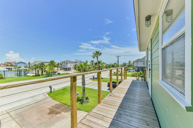 1823 Tiki Drive, Galveston, TX 77554