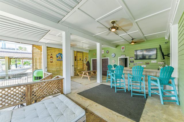 1823 Tiki Drive, Galveston, TX 77554