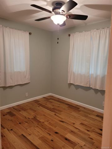 31 Apricot Road, Rocky Point, NY 11778